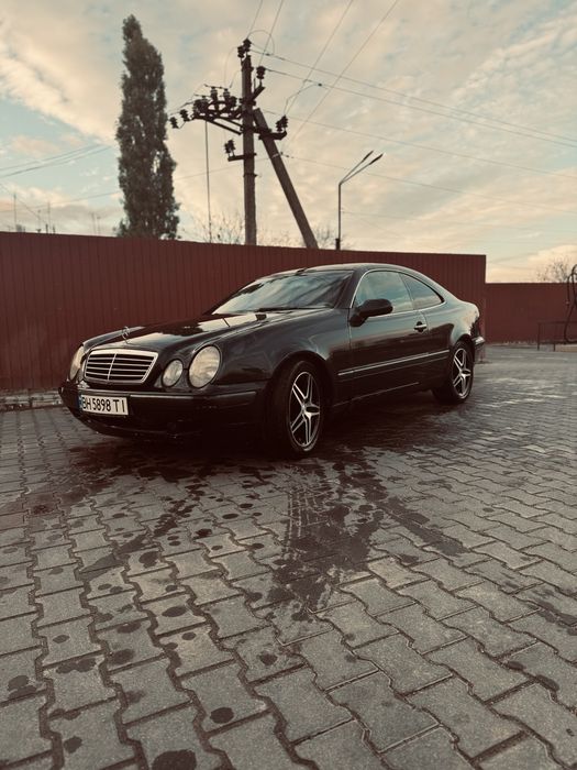 Мерседес купе  CLK 430