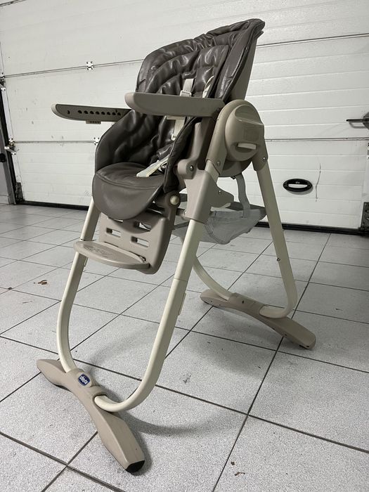 Cadeira de papa Chicco — confortável e ajustável