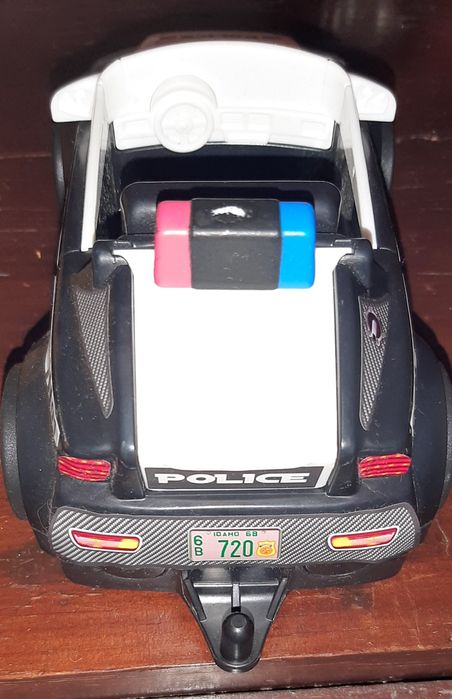 Dois carros pvc  cada 5€