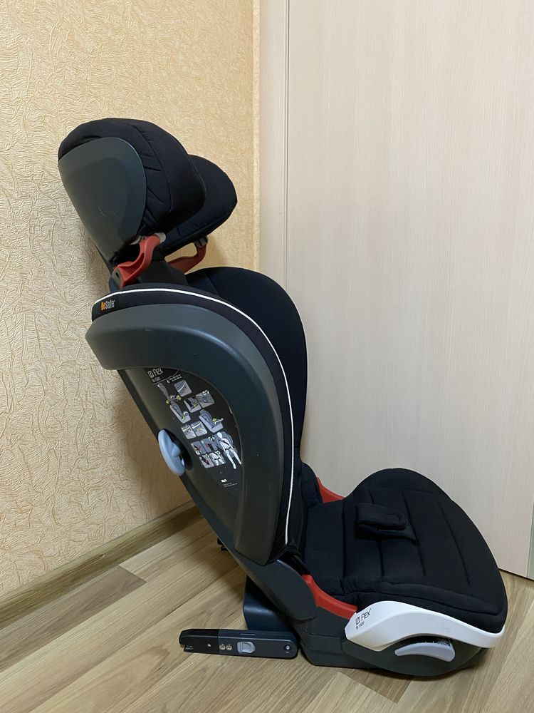Автокресло BeSafe iZi Flex Fix i-Size з 3 до 12 років група 2/3