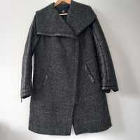 Elegancki płaszcz przejściowy z kieszeniami Reserved M 38 10 S 36 8