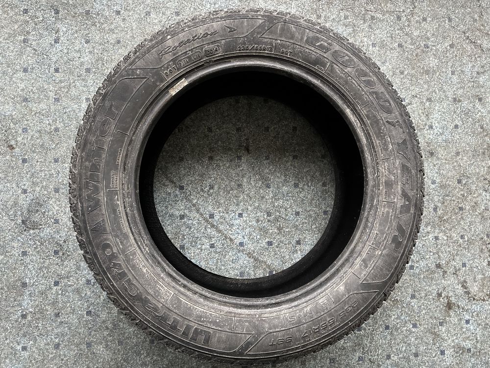 Good Year Ultragrip Winter 235/55r17 зимова