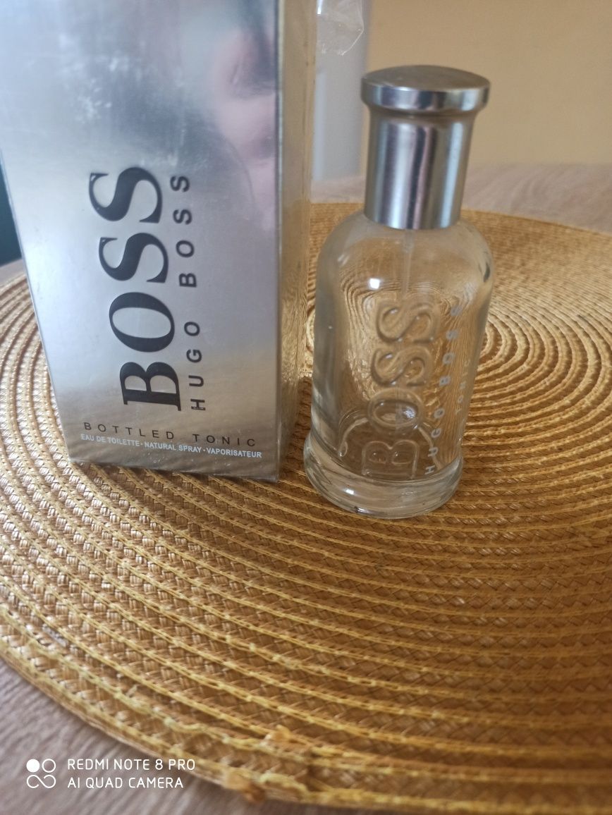 Pusta butelka, Hugo Boss