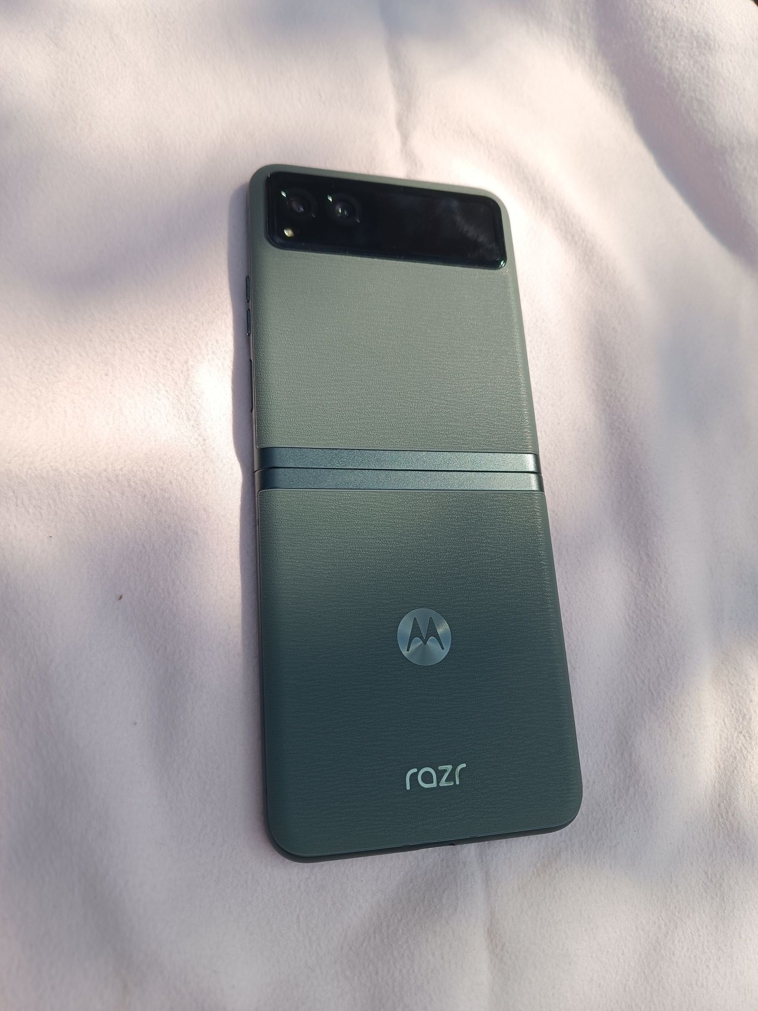 Motorola razr 40 8/256 dual sim