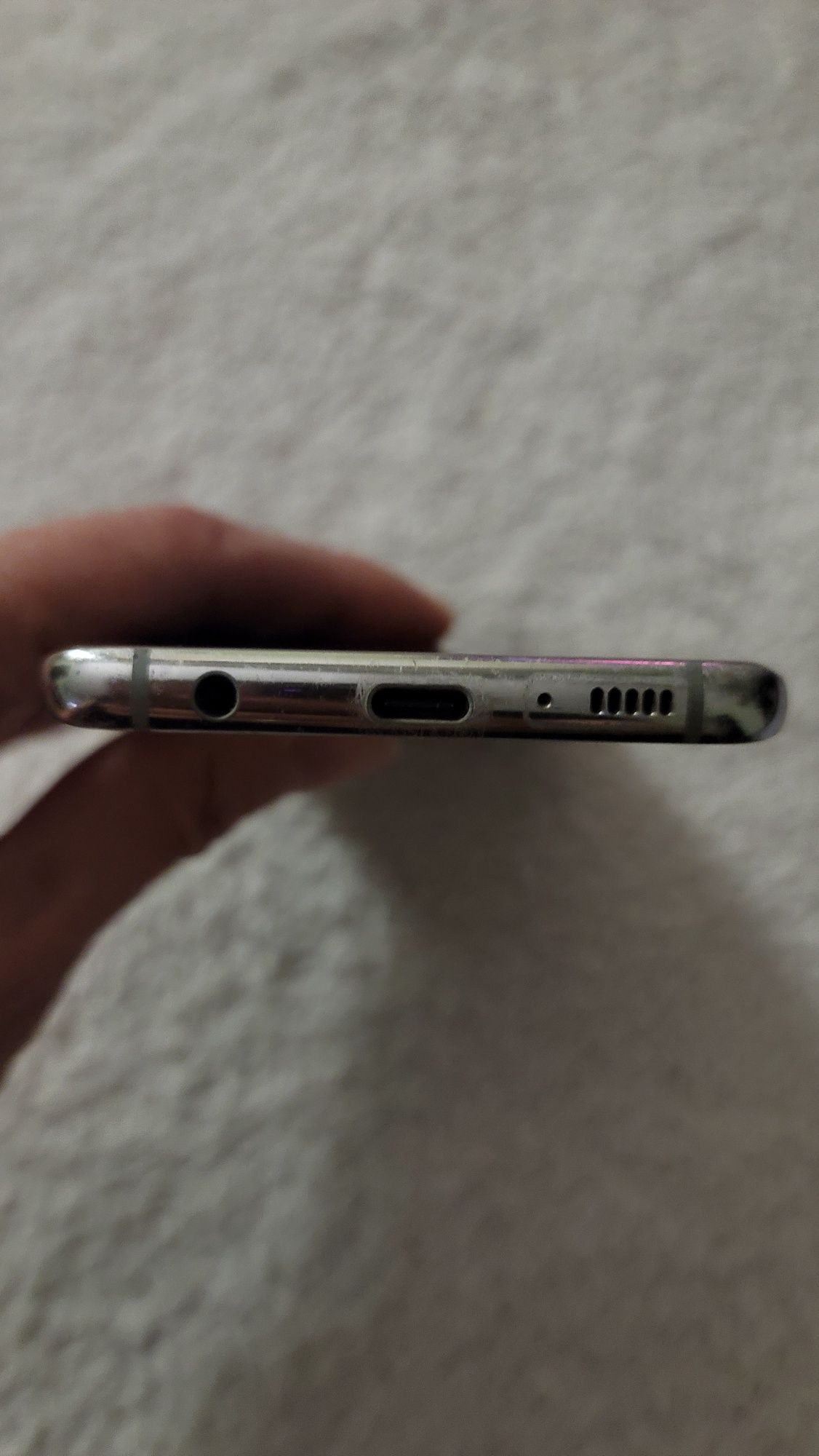 Samsung S10 G973U 8/128гб.