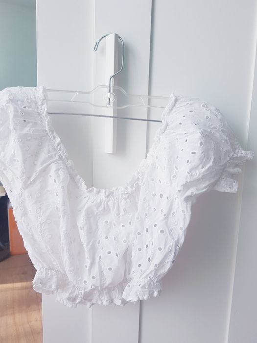 Bawełniana bluzka crop top damska marki Sinsay rozmiar L.