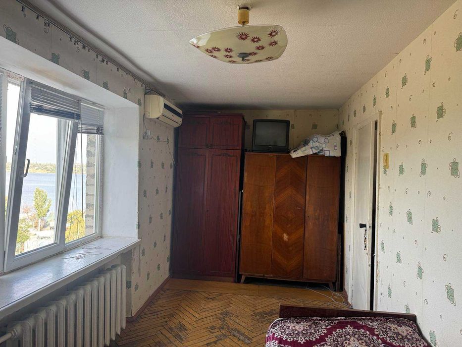 Продаю 2 комнатную квартиру Яхт-клуб (стадион Эвис) и1