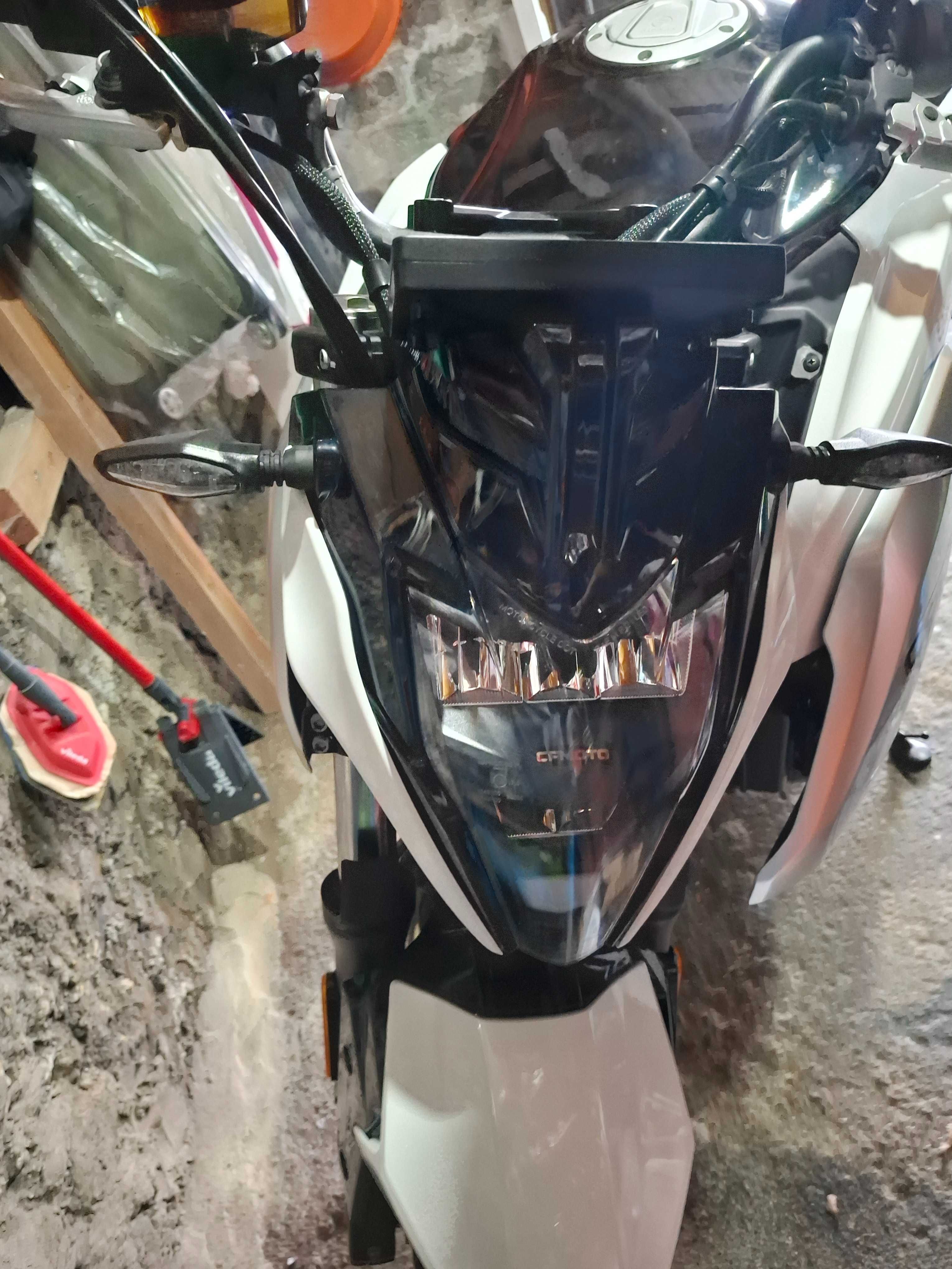 Moto CF 650 NK 2023
