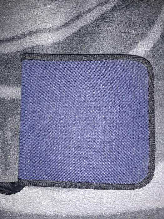 Etui na płyty cd i DVD