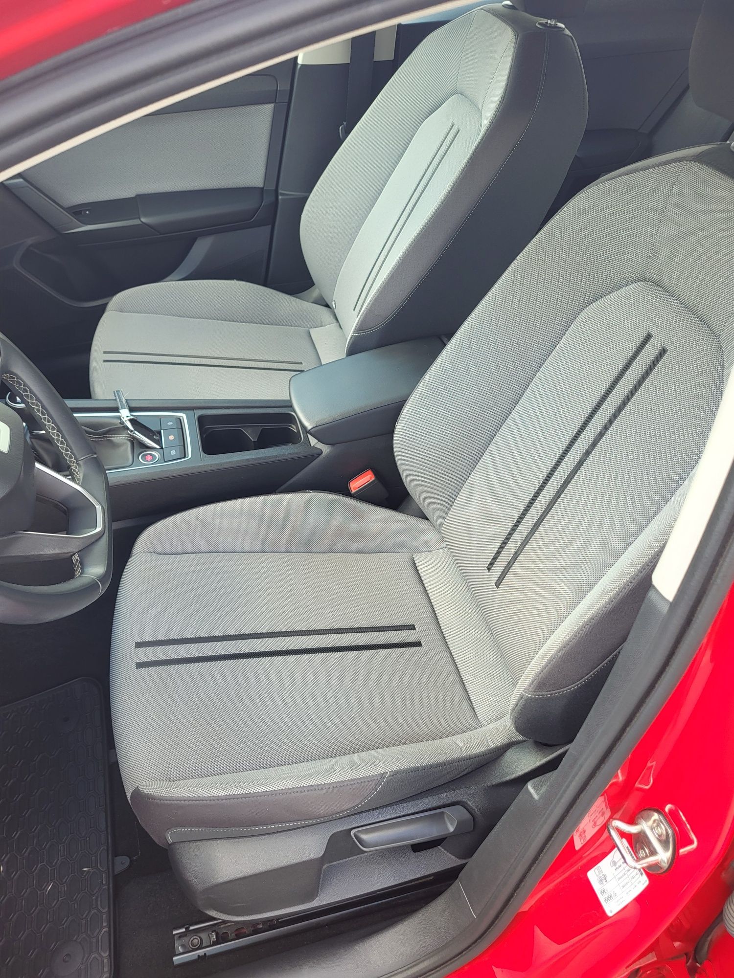 2021 Seat Leon bezwypadkowy benzyna vat 1szy wl