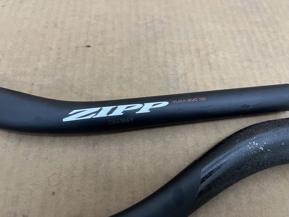 Extensores Triatlo/Crono carbono Zipp Vuka Evo 110