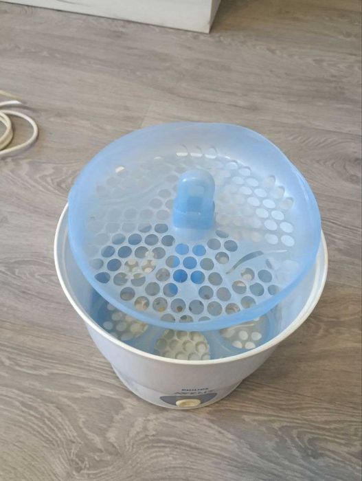 Стерелізатор для дитячих бутилочок Philips Avent IQ 24