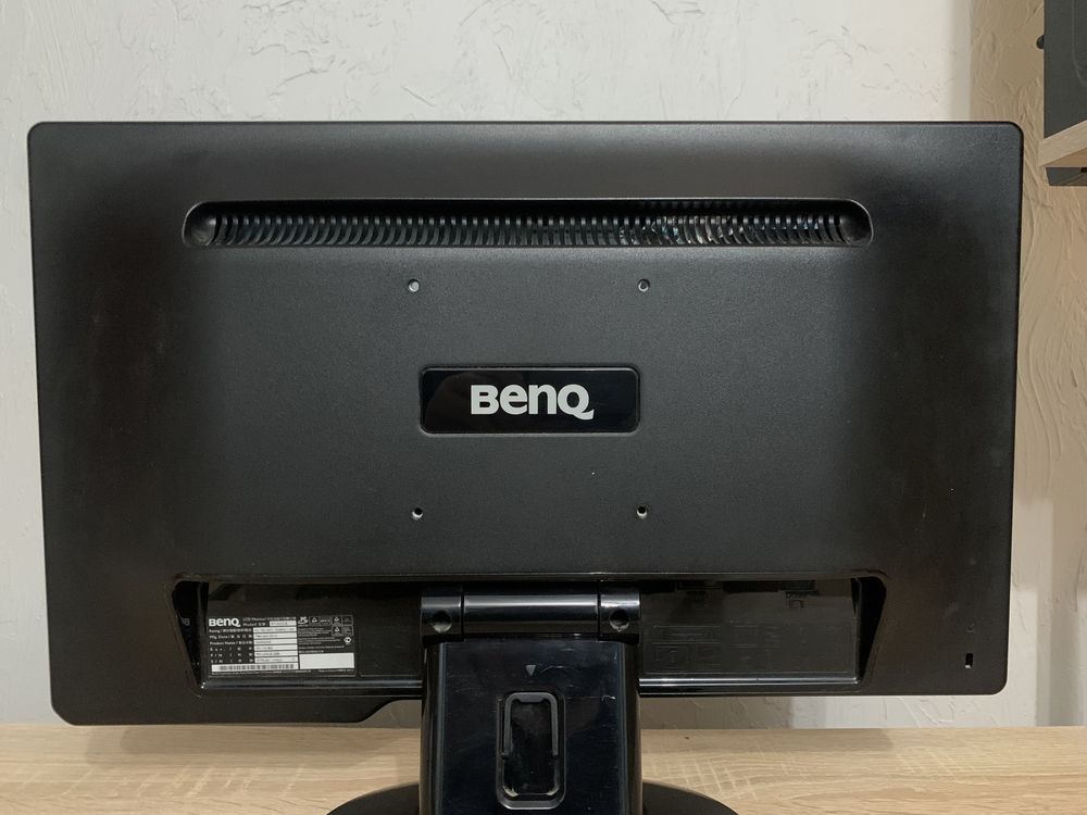 Monitor BenQ 20”