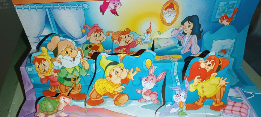 livro banda desenhada branca de neve, livro trimensional