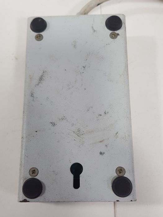 Разветвитель с четырьмя 9-контактными разьемами D-sub (DB9)