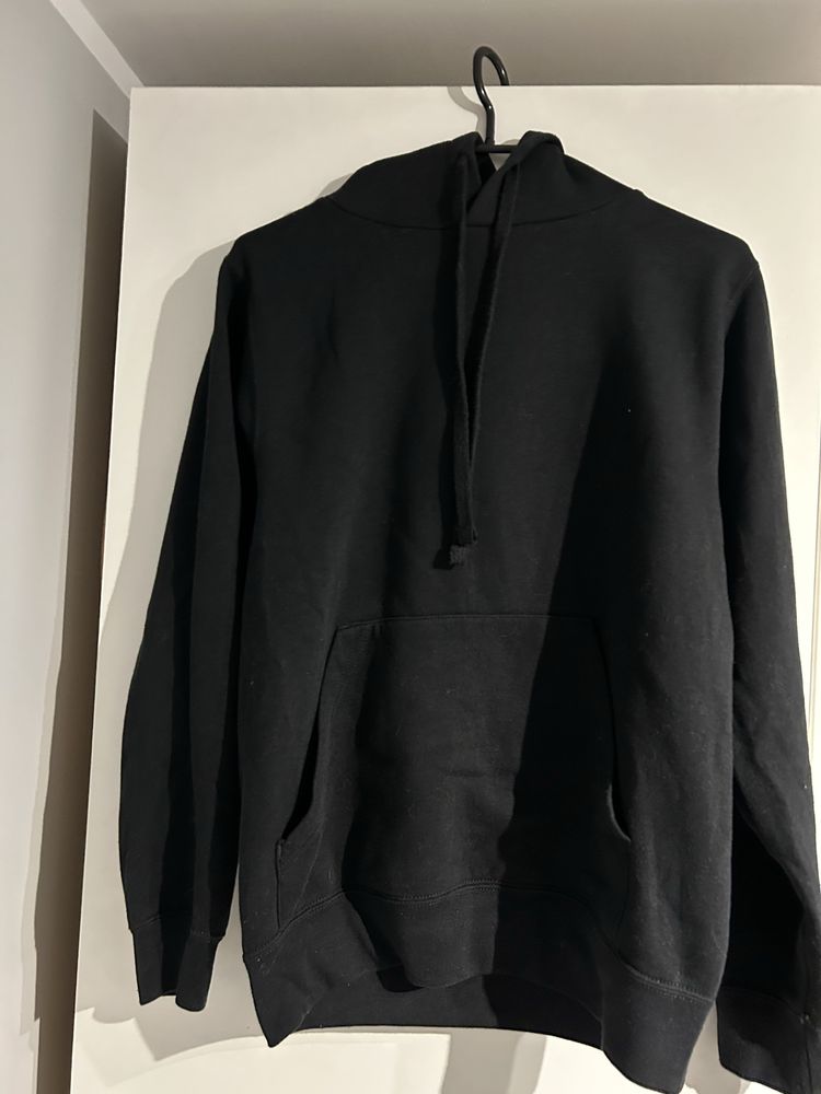 Bluza xs z napisem Vanessa