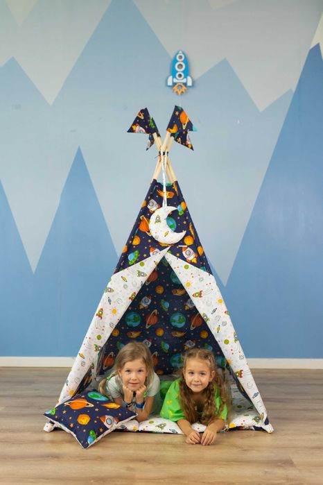 Дитячий вігвам “Космос” з планетами + підвіска Місяць у подарунок