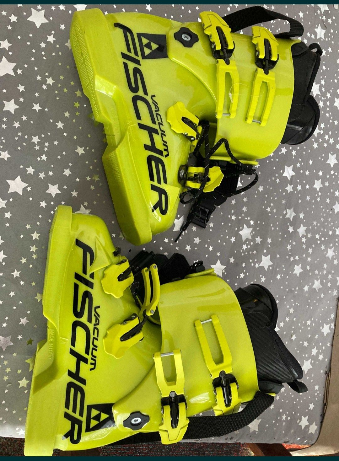 Nowe, nieużywane buty narciarskie Fischer Vacuum 38.5,  juniorskie