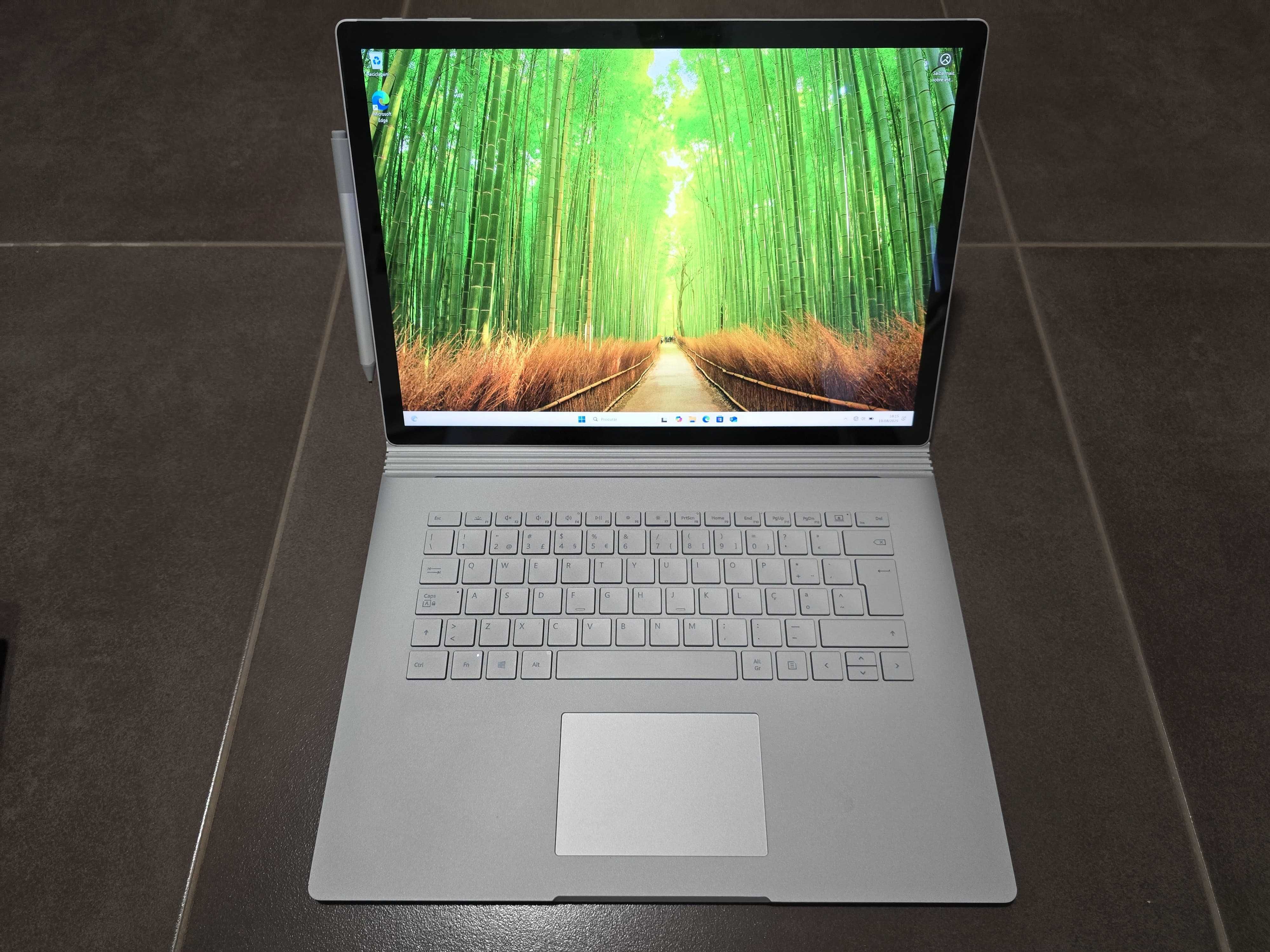 Microsoft Surface Book 3 15″ i7 32 GB RAM 512 GB SSD GTX 1660 Ti