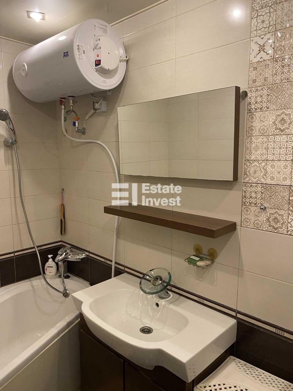 Продам 3 кімн. квартиру по вул. Майка Йогансена (Лермонтовська), 20