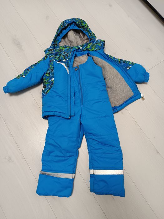 Зимний костюм (куртка и полукомбинезон)