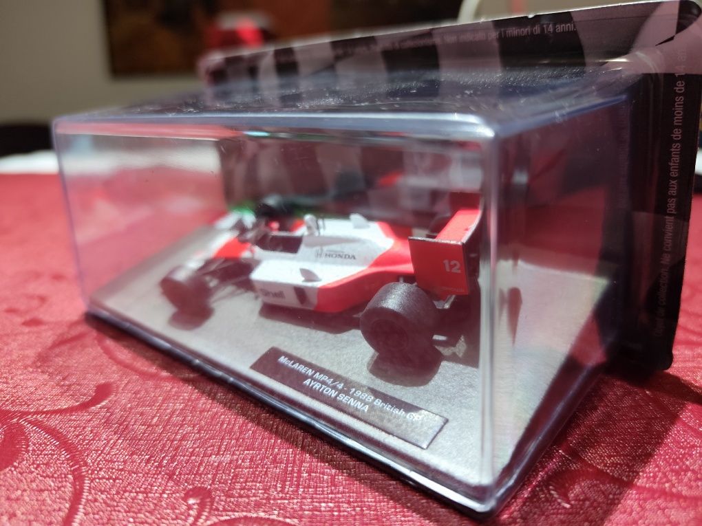 Carro F1 Senna McLaren MP4/4 1988 NOVO