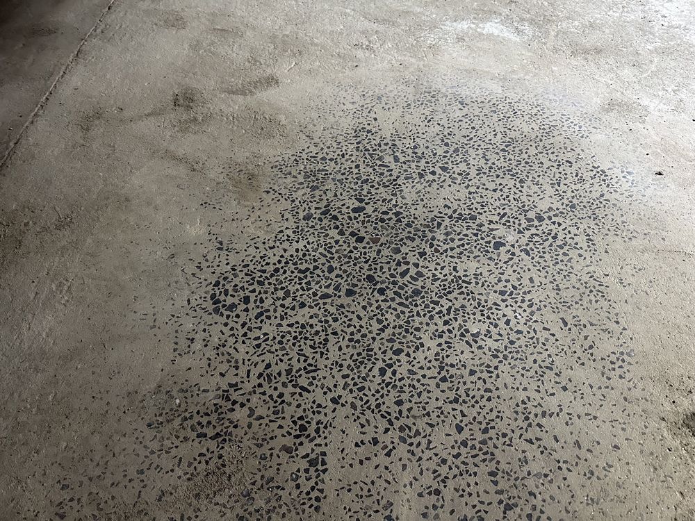 Шліфовка бетону, шліфовані бетонні підлоги, поліровка бетонних підлог.