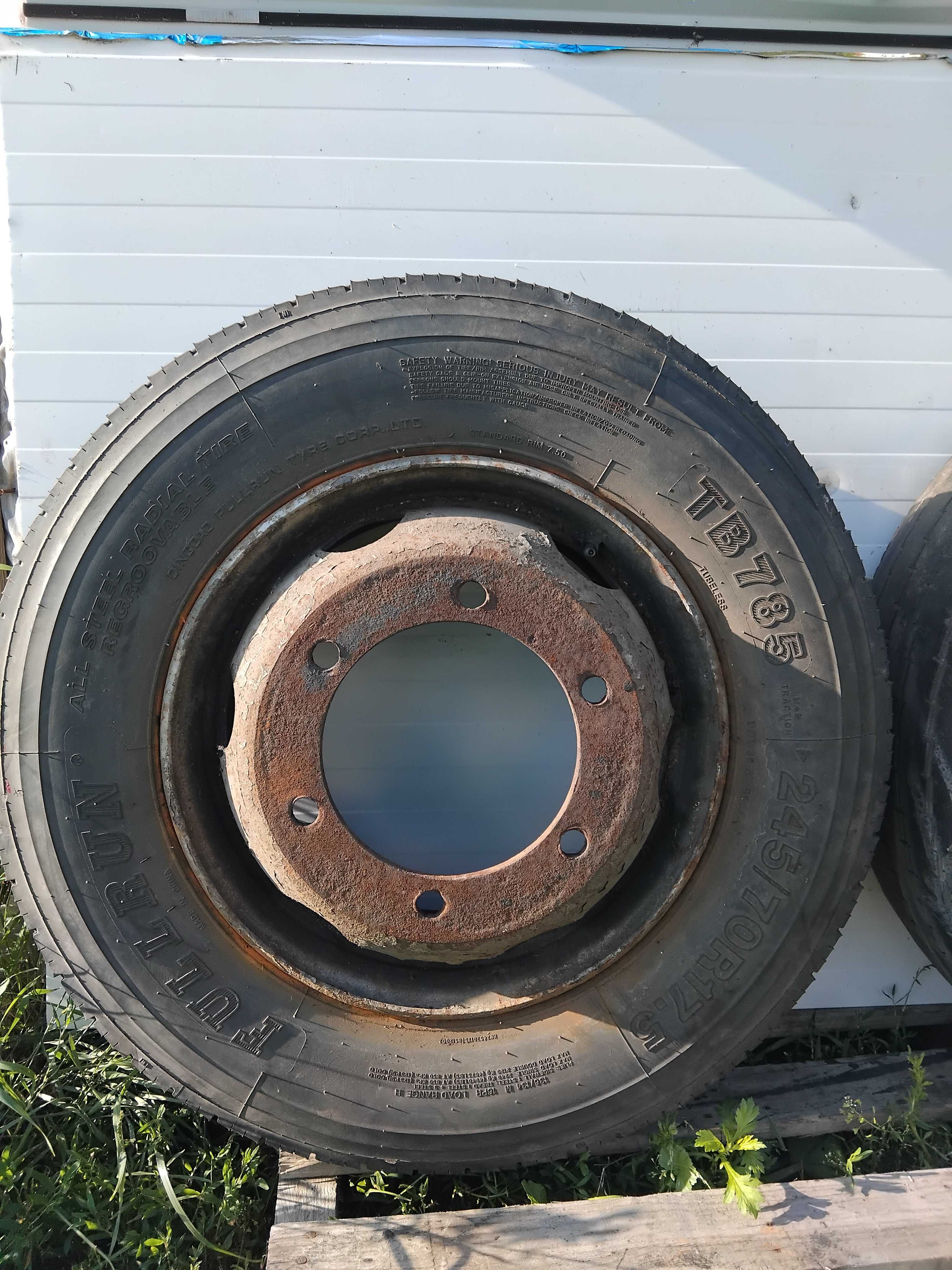 Koło zapas 245/70 265/70 R17.5 opona ciężarowa