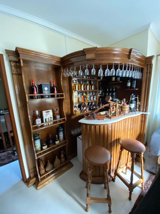 Bar de canto como novo