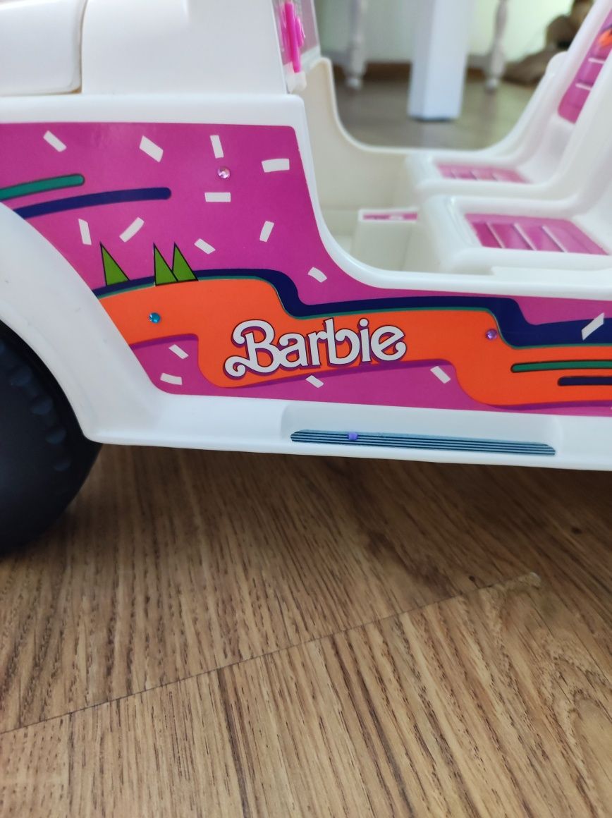 Auto Barbie samochód jeep