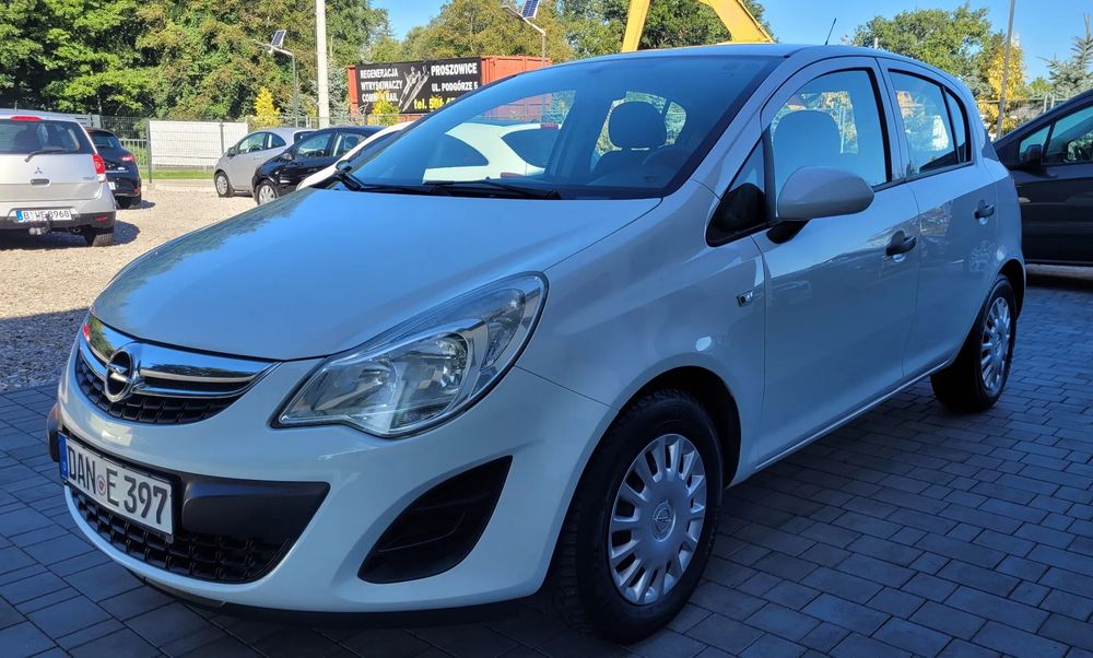 Opel Corsa Klima, Wspomaganie, Centralny Zamek