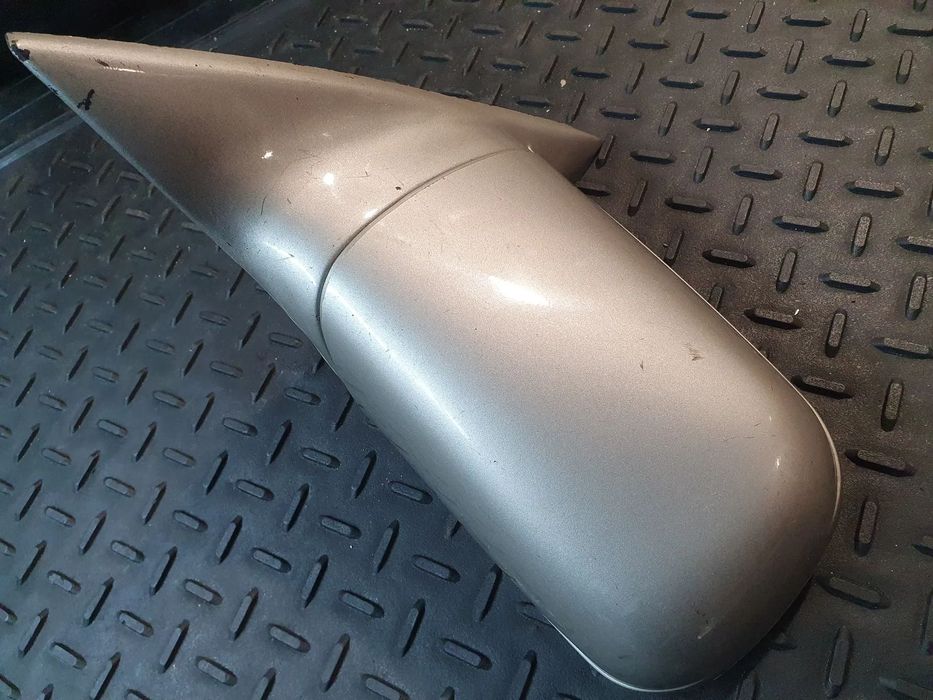 OPEL OMEGA A LUSTERKO 5 PIN LEWE EUROPA SREBRNE