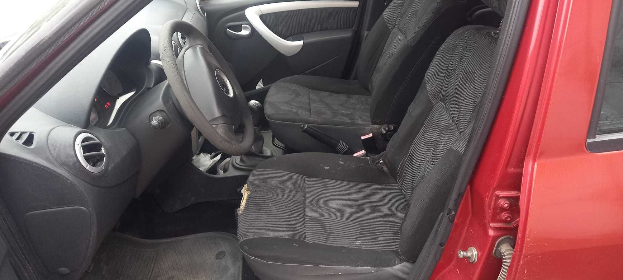 DACIA Logan MCV 2009 rok 1.6 benzyna ,KLIMA ,ważne OC ,przegląd 04/26