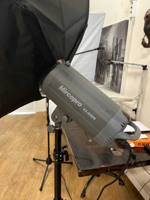 Вспышка Mircopro EX-600S с рефлектором + софтбокс (фотовспышка студия)