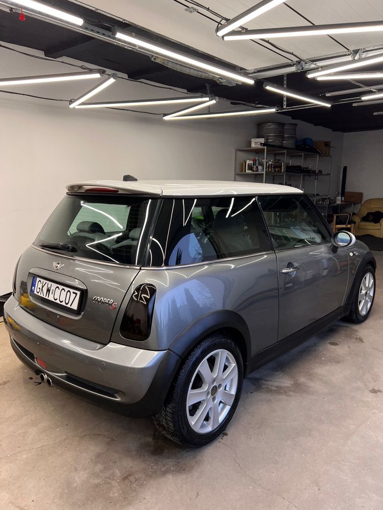 Mini Cooper S , 170 km