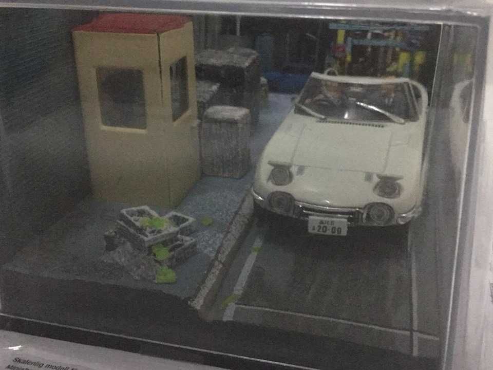 Toyota 2000 GT - diorama 007 - Atlas - Escala 1/43 - como NOVO