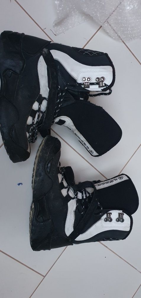 Buty snowboardowe Airwalk Freeride rozmiar 42,5