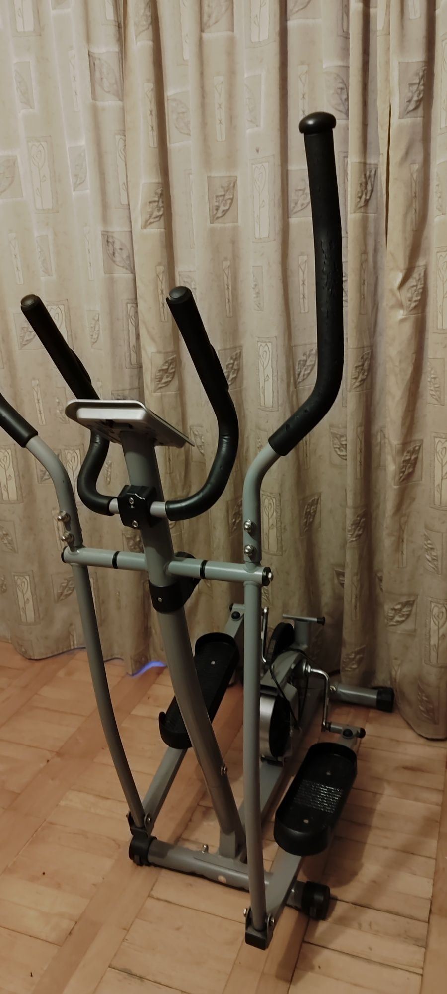 Orbitrek / Stepper do ćwiczeń w domu