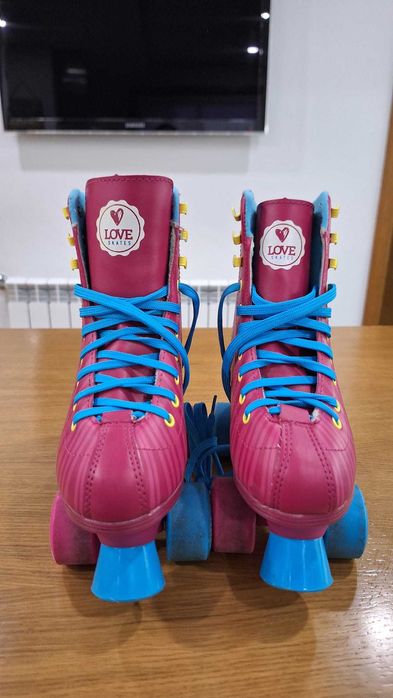 Conjunto Patins Menina Rosa