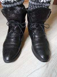 Сапоги ботинки женские демисезонные с мягкой подкладкой. Размер 38-39.