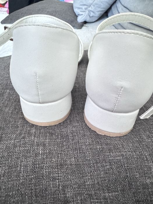 Buty komunijne  rozmiar 35