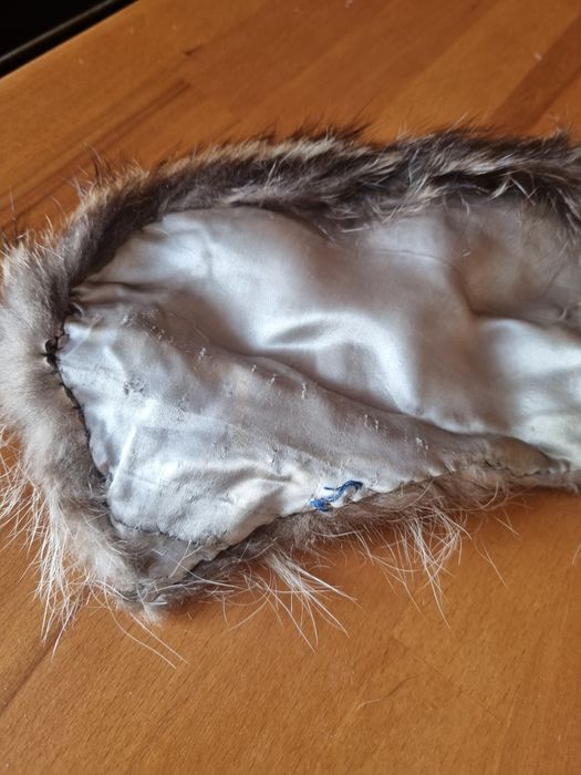 Kołnierz z futra królika