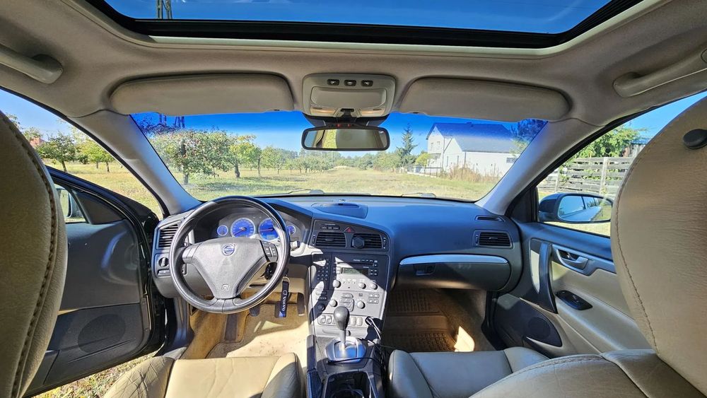Volvo V70 Volvo V70R