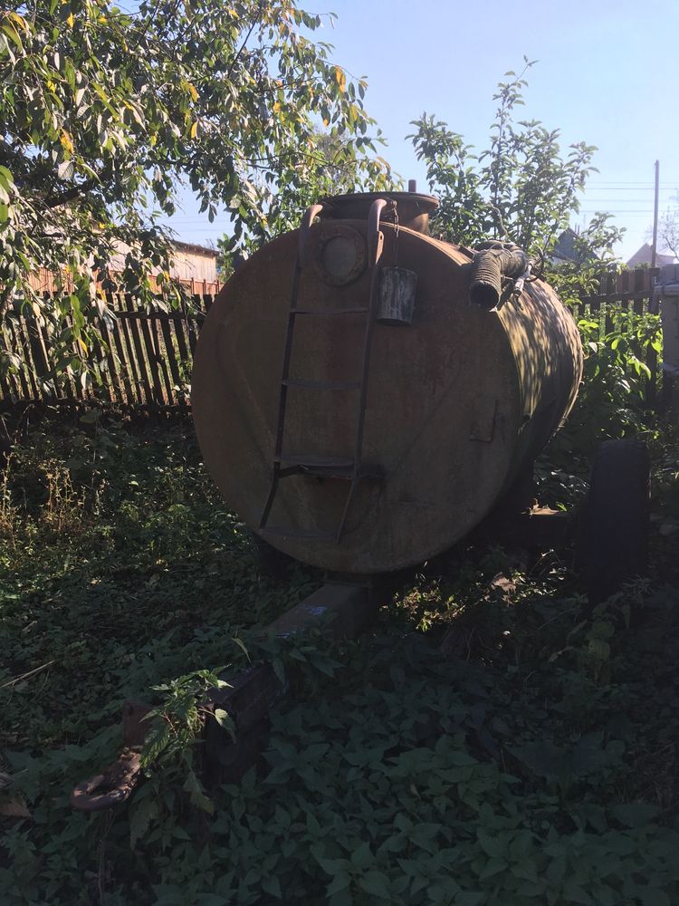 Продам бочку 3,2 куба