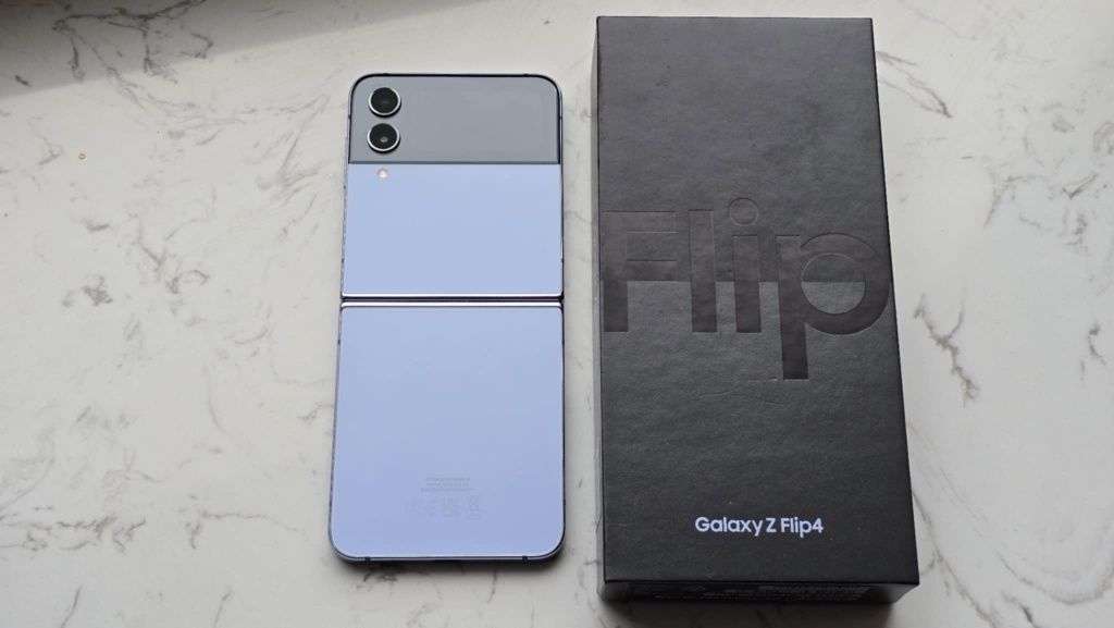 Samsung Galaxy Z Flip 4 5G 8/128GB NIEBIESKI