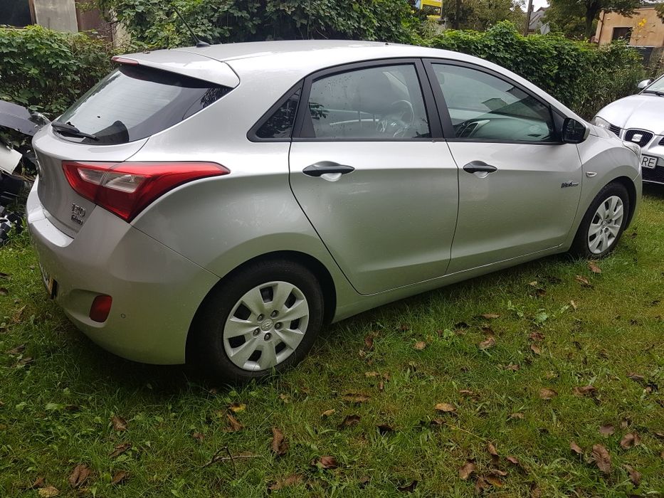 Hyundai i30 1,6crdi Klima ładny