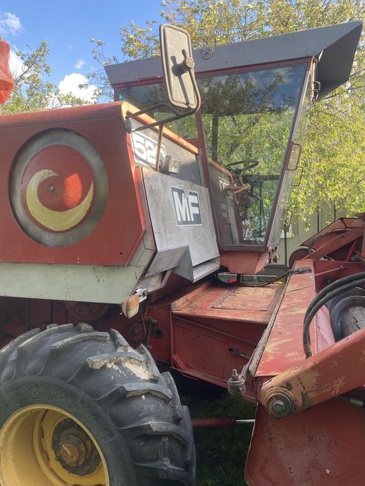 massey ferguson 520 комбайн як John Deere 1052 1055