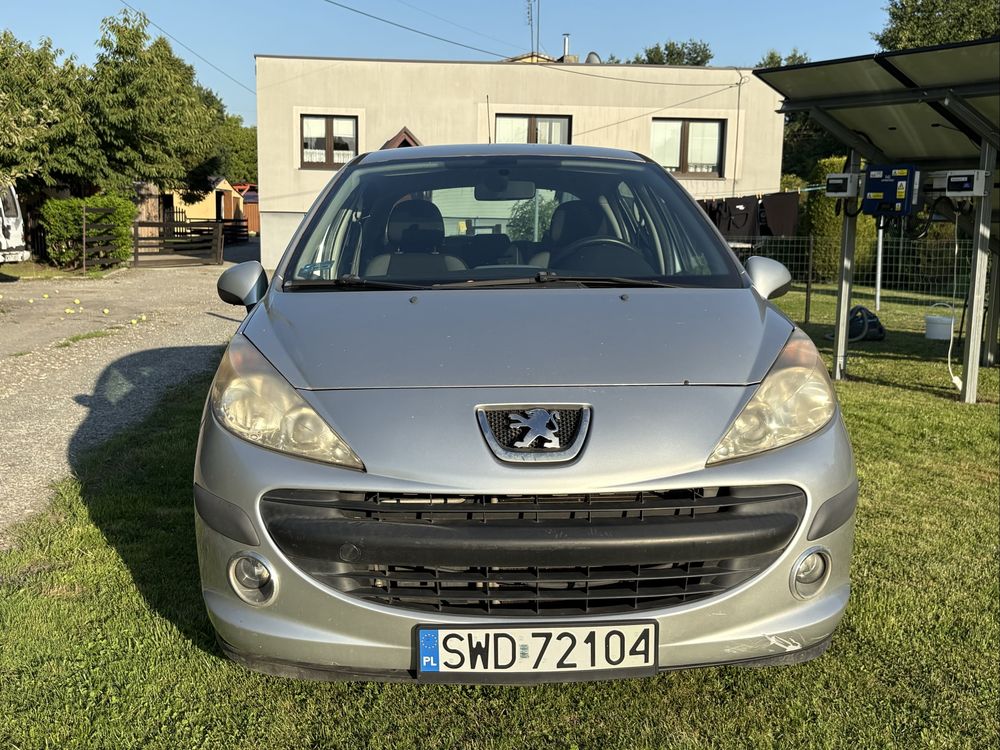 Peugeot 207 rocznik2008