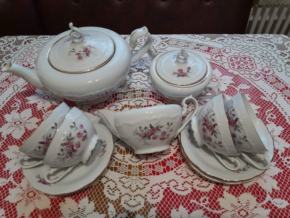 Чехословацький парцеляновий чайний сервіз