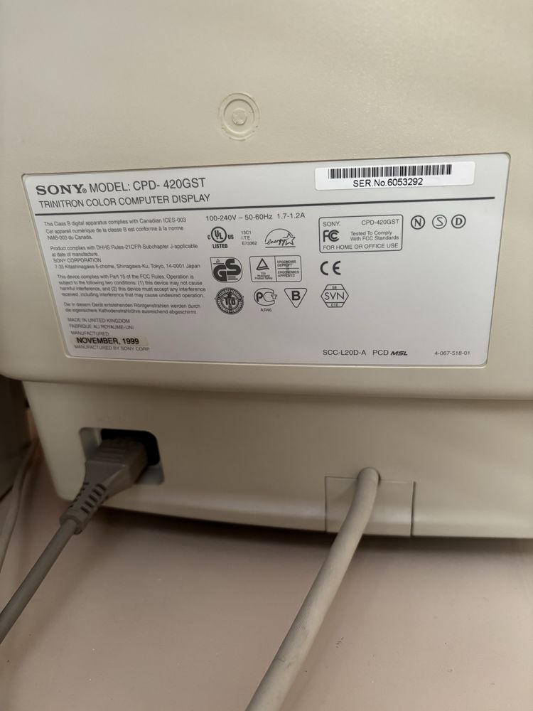 Monitor Sony CPD 420GST
